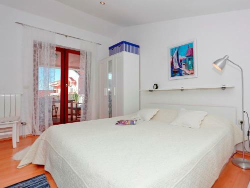 Apartamentos Villa Antisin With Heated Pool