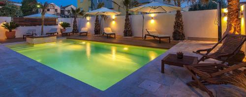 Apartamentos Villa Antisin With Heated Pool