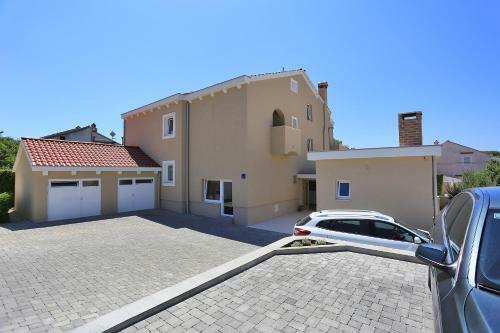 Apartamentos Lotos