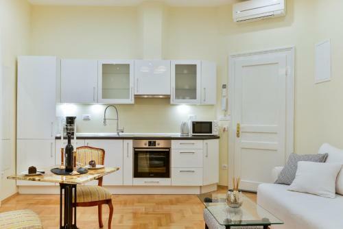 Noble El�gance Studio Apartments