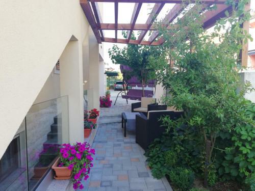 Apartments Rensi