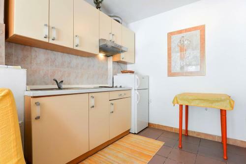 Rooms & Apartment Hegic