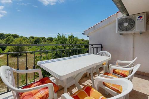 Rooms & Apartment Hegic