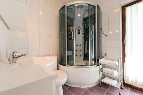 Rooms & Apartment Hegic
