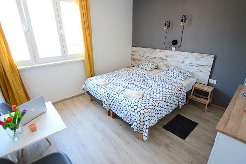 Hostal Nora Rooms