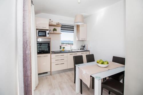 Apartment Hera****