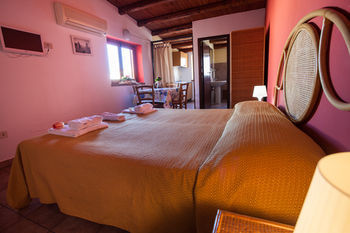 Hotel Terrasini 2000 - Case Vacanze(.)