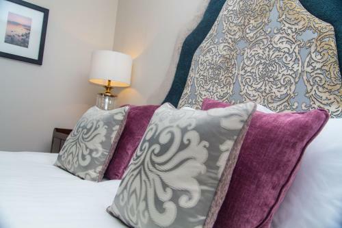Peak Edge Hotel At The Red Lion