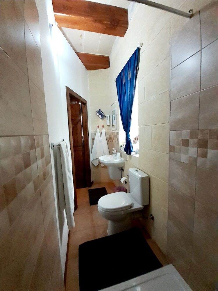 Hostal Laringa Holiday Bed&breakfast