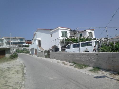 Stunning 1-bed Apartment In Zubovici