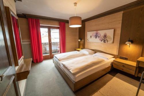 Hostal Pension Und Cafe Purzelbaum