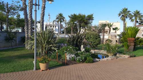 La Cuccuvascia Pool House