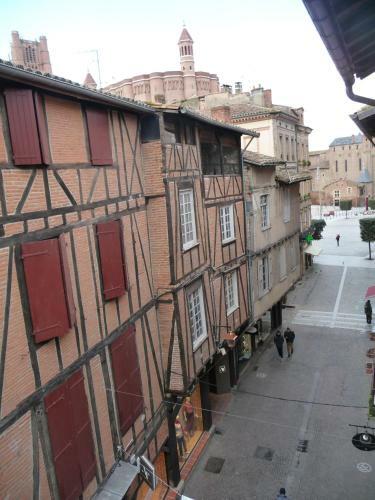 Apartamentos Appartement Dans Le Clo�tre Saint Salvy � Albi.