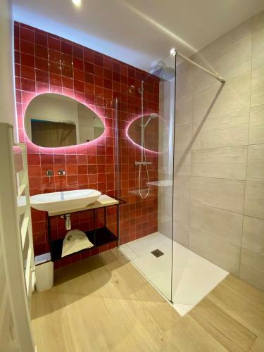 Hostal Chambres Avec Spa Privatif - Kassiop�e - Bed & Spa