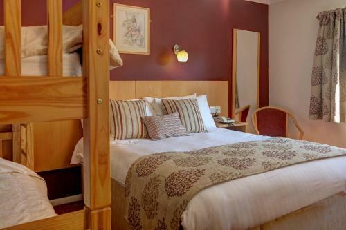 Sandpiper Hotel & Restaurant