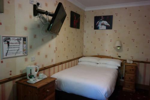 Hotel Celebrity