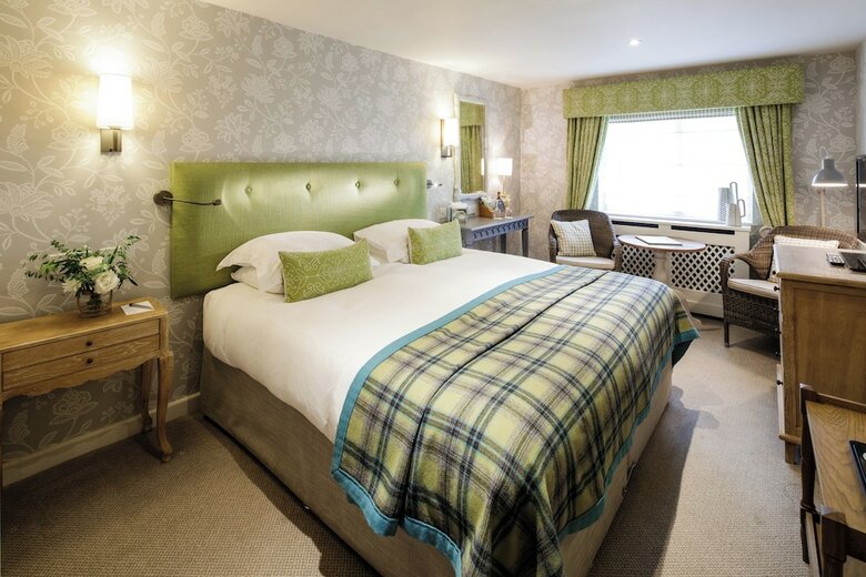 Greenhills Country Hotel