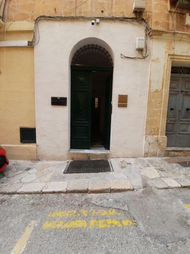 Highly Finished Apartment In Valletta