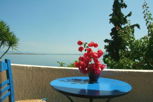 Hotel Alkyoni