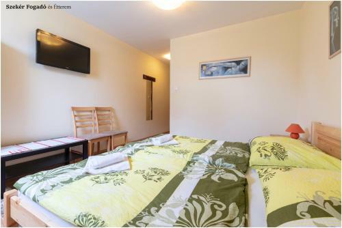 Bed & Breakfast Szek�r Fogad�