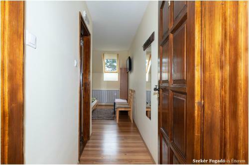 Bed & Breakfast Szek�r Fogad�