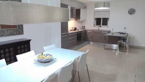 Apartamento Luxuries, Central ,sleeps 4