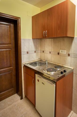 Hostal Apartments Mery