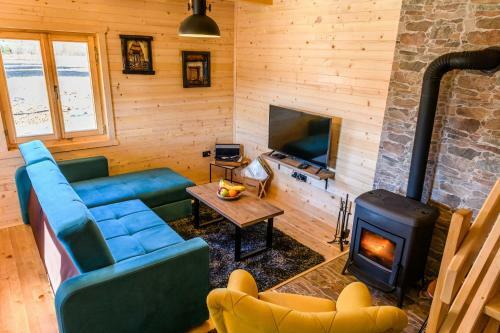 Happy2cu Cabin