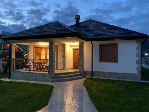 Mb Guest House
