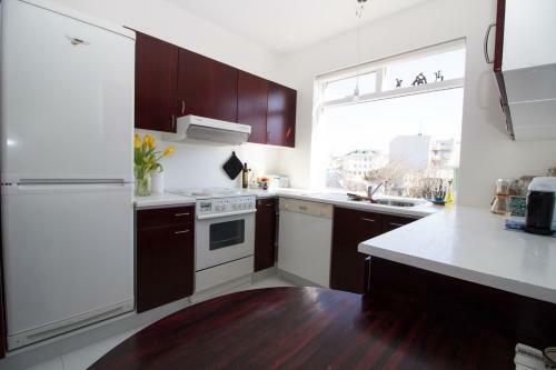 Sunny Reykjavik Apartment