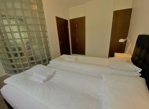 Central Apartment Next To Central Station Bsi