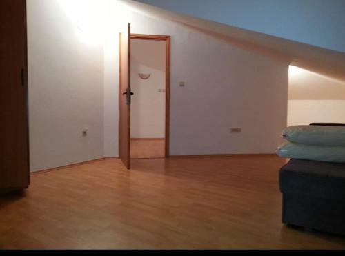 Apartamento Dvosoban Stan Igalo - Miogost