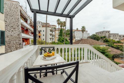 Villa Donna Apartments
