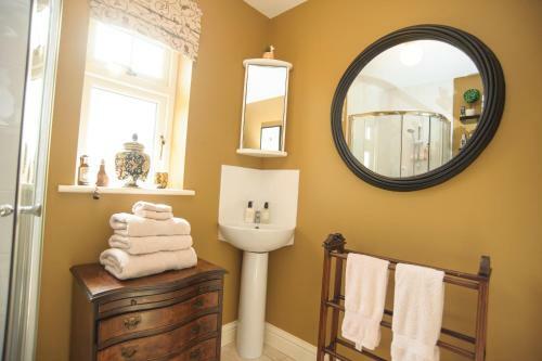 The Brown Hen Lodge Bed & Breakfast