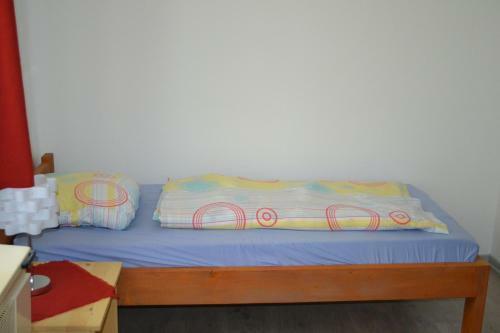 Stef�nia Vend�gh�z