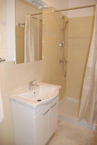 Hostal Rooms Danica