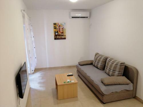 Apartment Elena