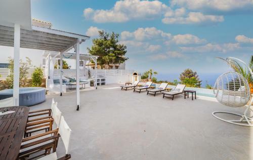 Villa Etoni
