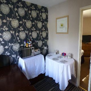 Hostal Prince Hotel