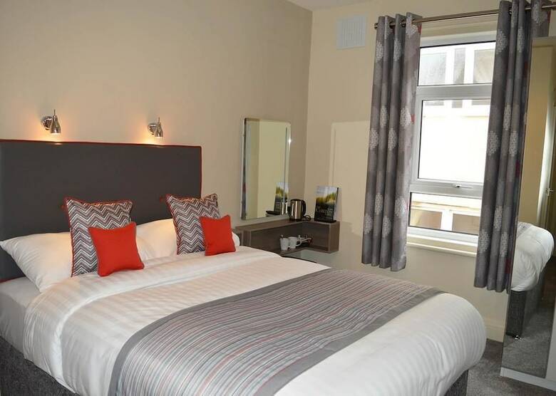 Bed & Breakfast The Carlton Hotel