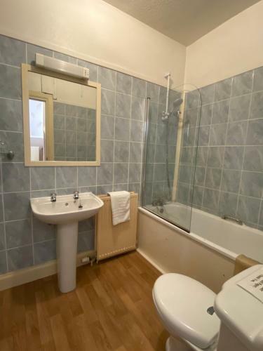 Hostal Kings Arms Hotel