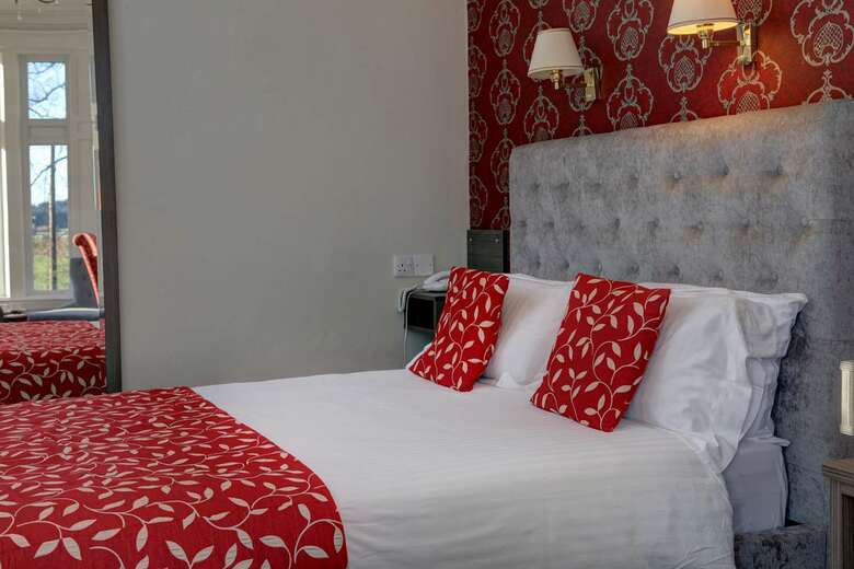 Queens Hotel