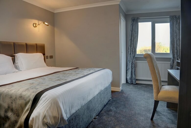 Queens Hotel