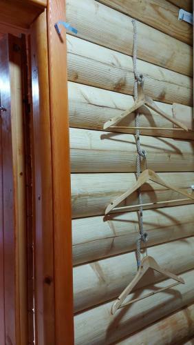 Bed & Breakfast Log Cabin 1 Merdovic