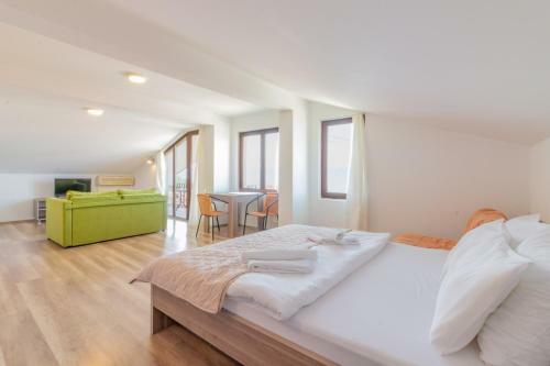Hostal Et Larum