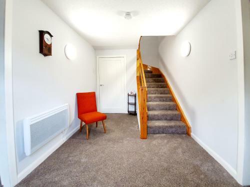 Spacious Holiday Home Closeby River In Alness!