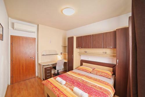 Villa House Paula Rab (4-7 Guests)