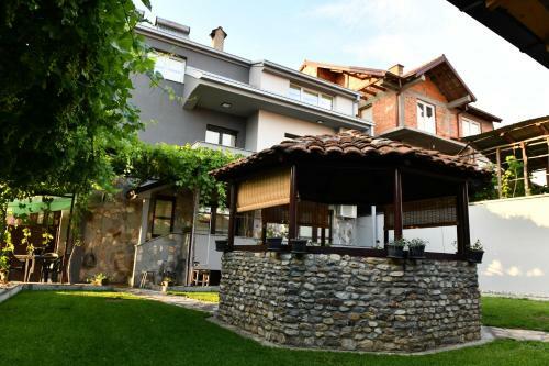 Hostel And Apartments