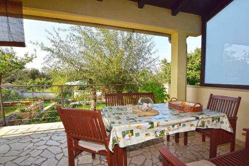Apartments Bor