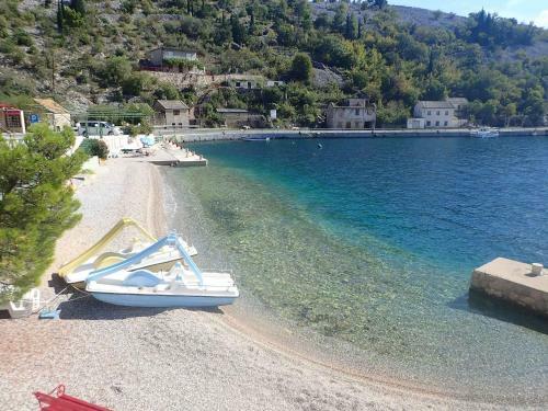 Apartments In Baric Draga 40878